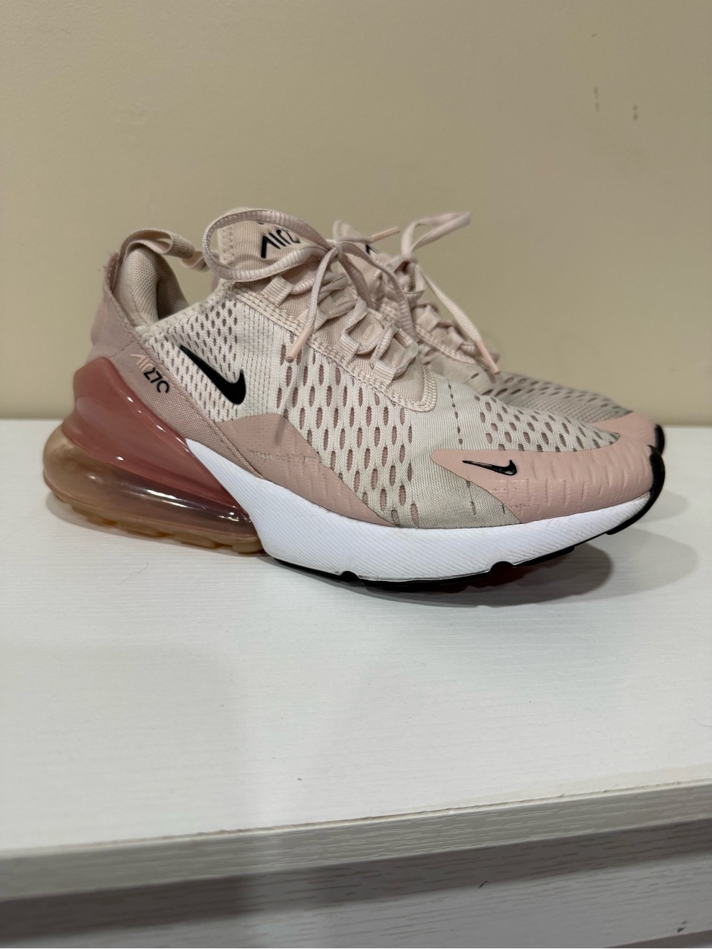 Nike Air Max 270 "Barely Rose / Vintage Wine" Women's Size 8